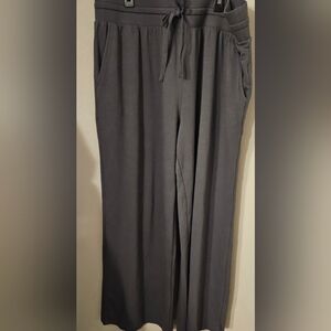 NWOT Women's Gray Wide-Leg Pants Lounge/Joggers